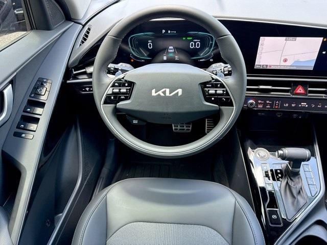 new 2025 Kia Niro car, priced at $30,380