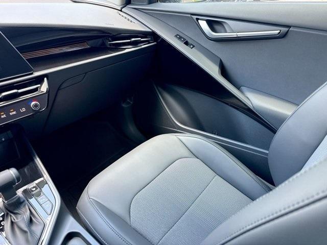new 2025 Kia Niro car, priced at $30,380