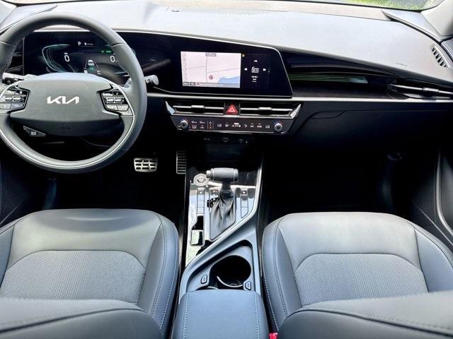 new 2025 Kia Niro car, priced at $30,380