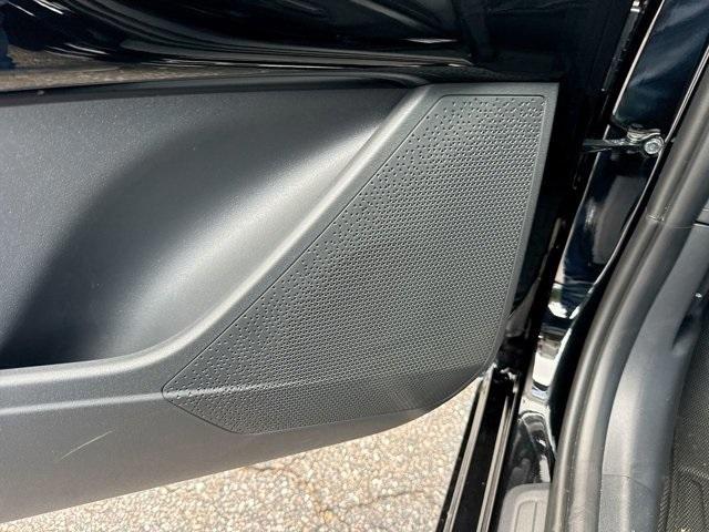 new 2025 Kia Niro car, priced at $30,380