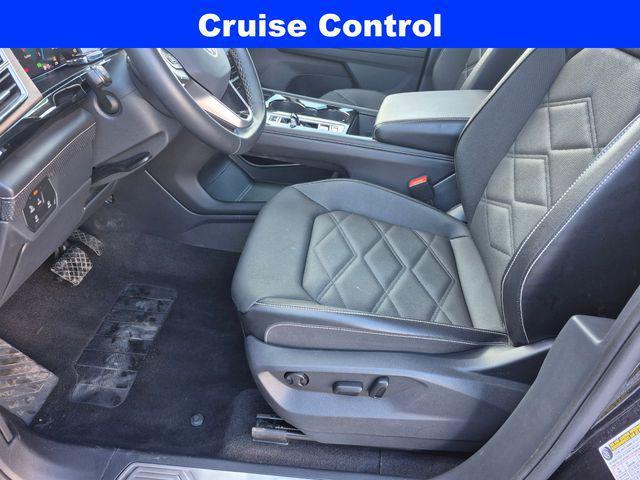 used 2025 Volkswagen Atlas car, priced at $35,000