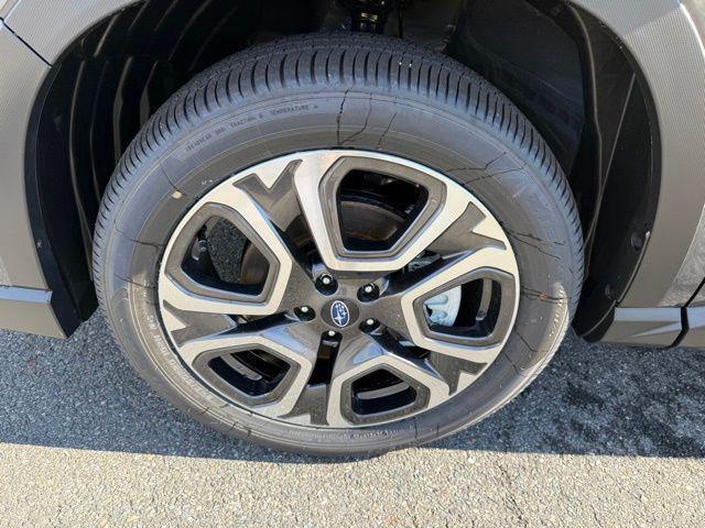 new 2025 Subaru Ascent car, priced at $46,712