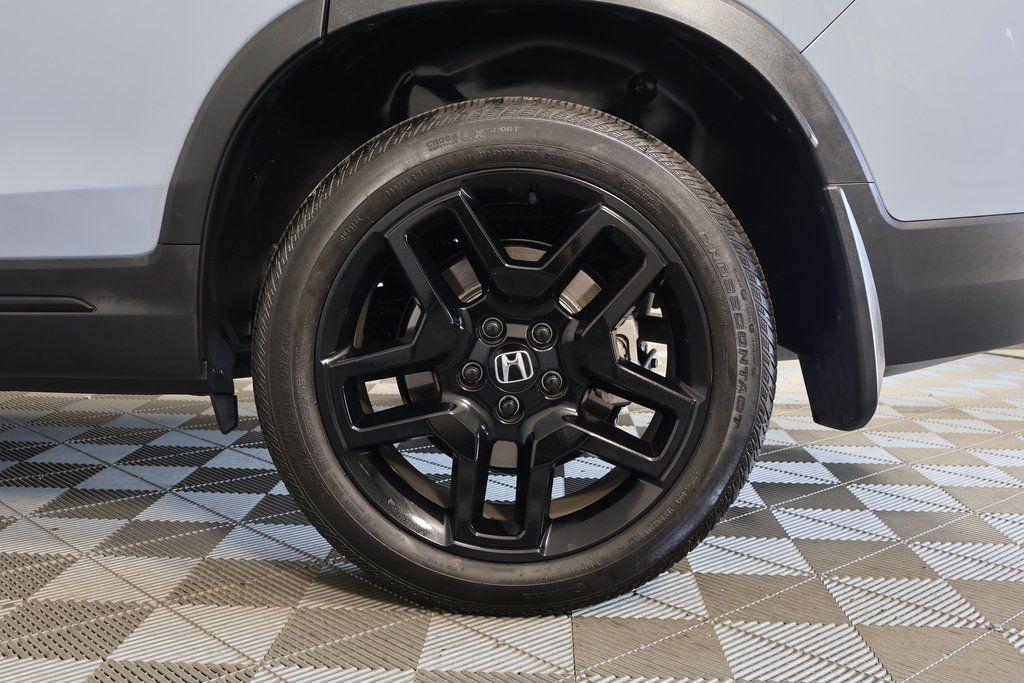 2024 Sonic Gray Pearl Honda Passport