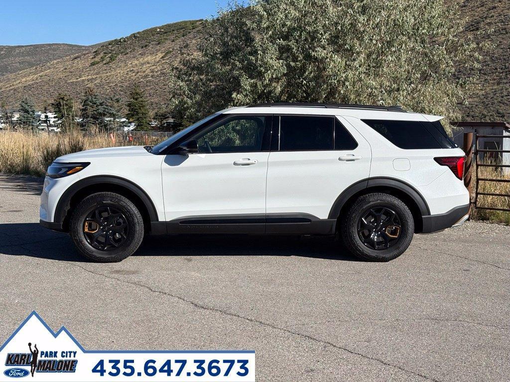 new 2027 Ford Explorer car, priced at $62,890