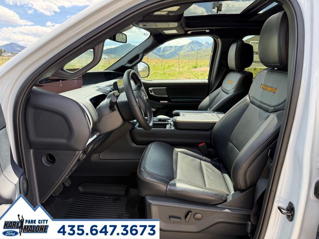 new 2026 Ford Expedition car, priced at $81,423