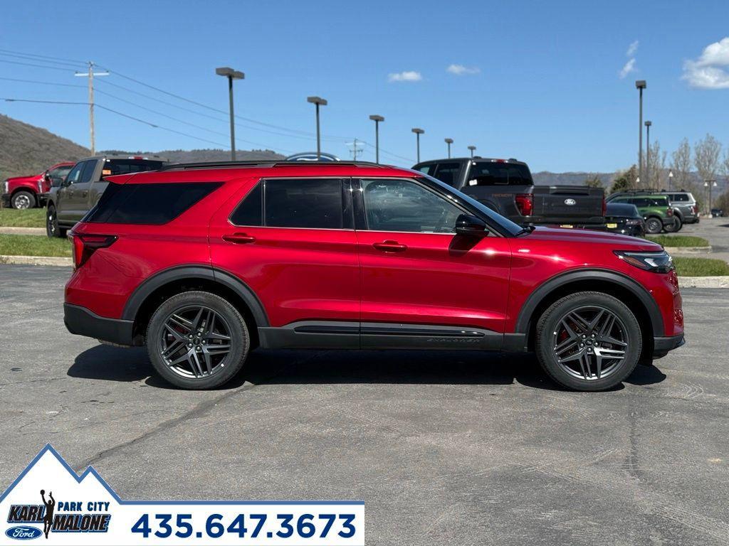 used 2025 Ford Explorer car, priced at $39,386