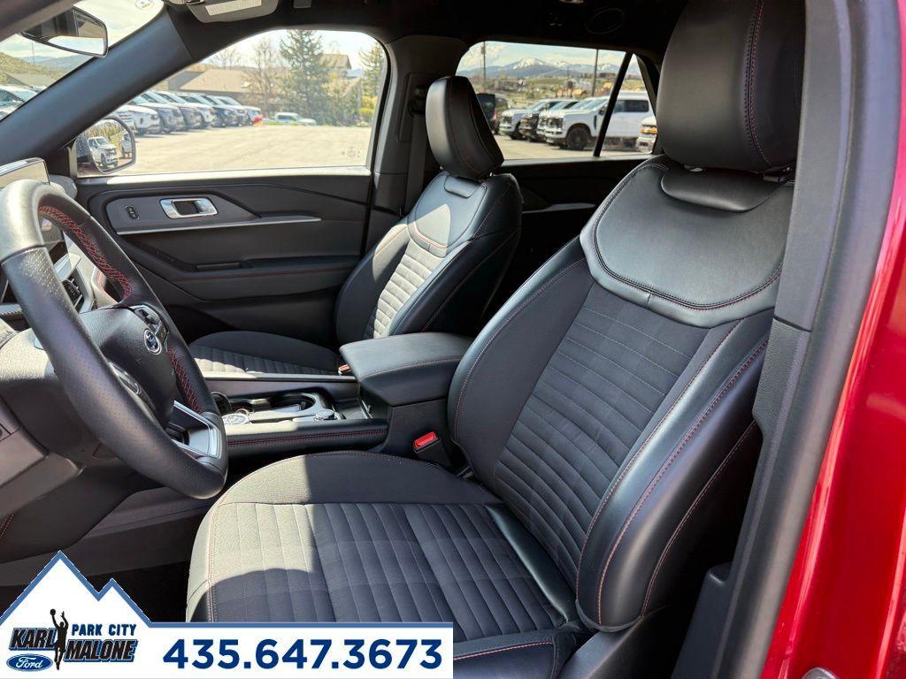 used 2025 Ford Explorer car, priced at $39,386