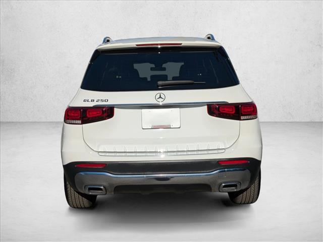 used 2022 Mercedes-Benz GLB 250 car, priced at $24,833