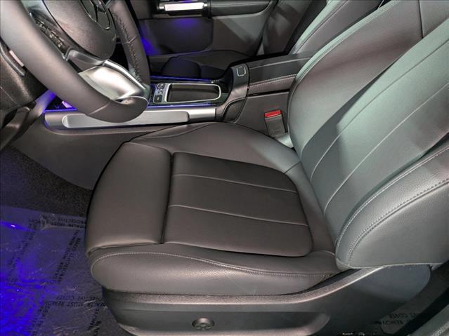 new 2025 Mercedes-Benz GLB 250 car, priced at $51,095