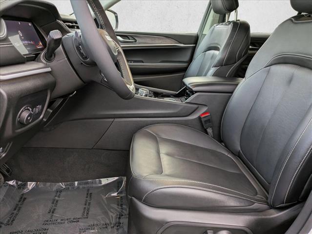 used 2023 Jeep Grand Cherokee car, priced at $25,654