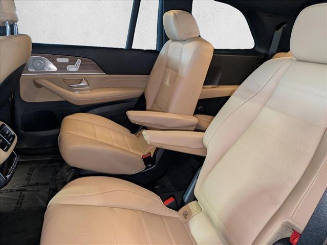 new 2026 Mercedes-Benz GLS 580 car, priced at $121,850