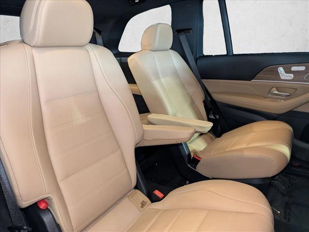 new 2026 Mercedes-Benz GLS 580 car, priced at $121,850