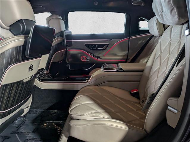 new 2025 Mercedes-Benz Maybach S 680 car, priced at $342,250