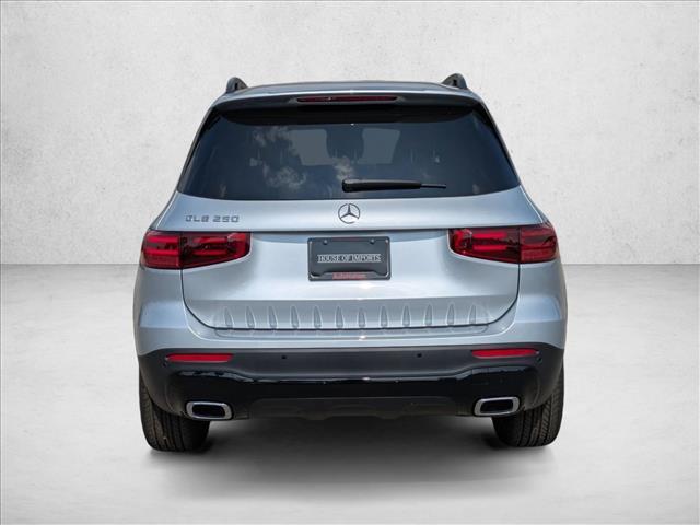 new 2026 Mercedes-Benz GLB 250 car, priced at $48,305