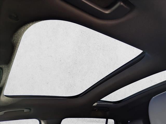 used 2022 Mercedes-Benz GLB 250 car, priced at $28,633