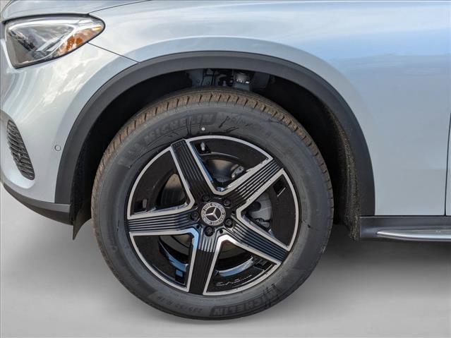 new 2026 Mercedes-Benz GLC 300 car, priced at $59,235