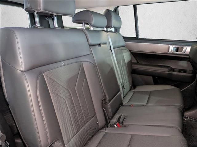 used 2025 Hyundai Santa Fe car, priced at $33,084