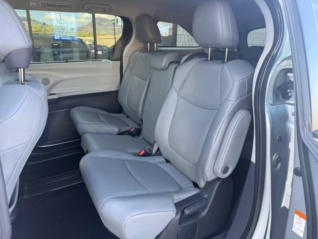 used 2024 Toyota Sienna car, priced at $37,595