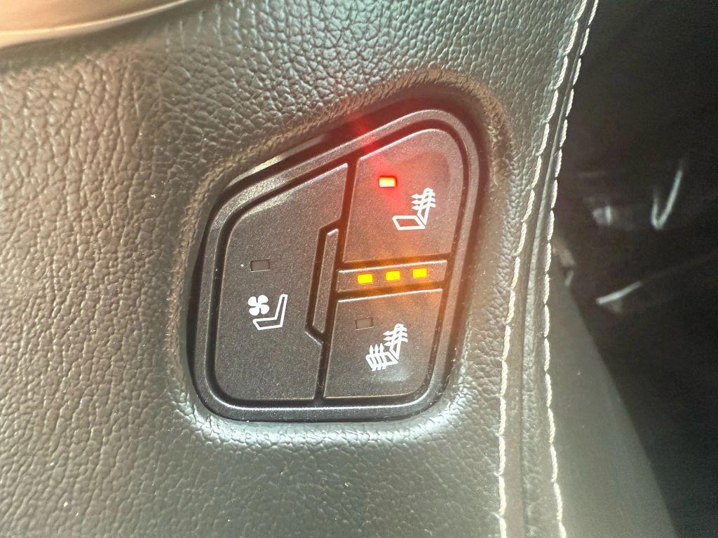 used 2017 GMC Yukon car, priced at $29,995