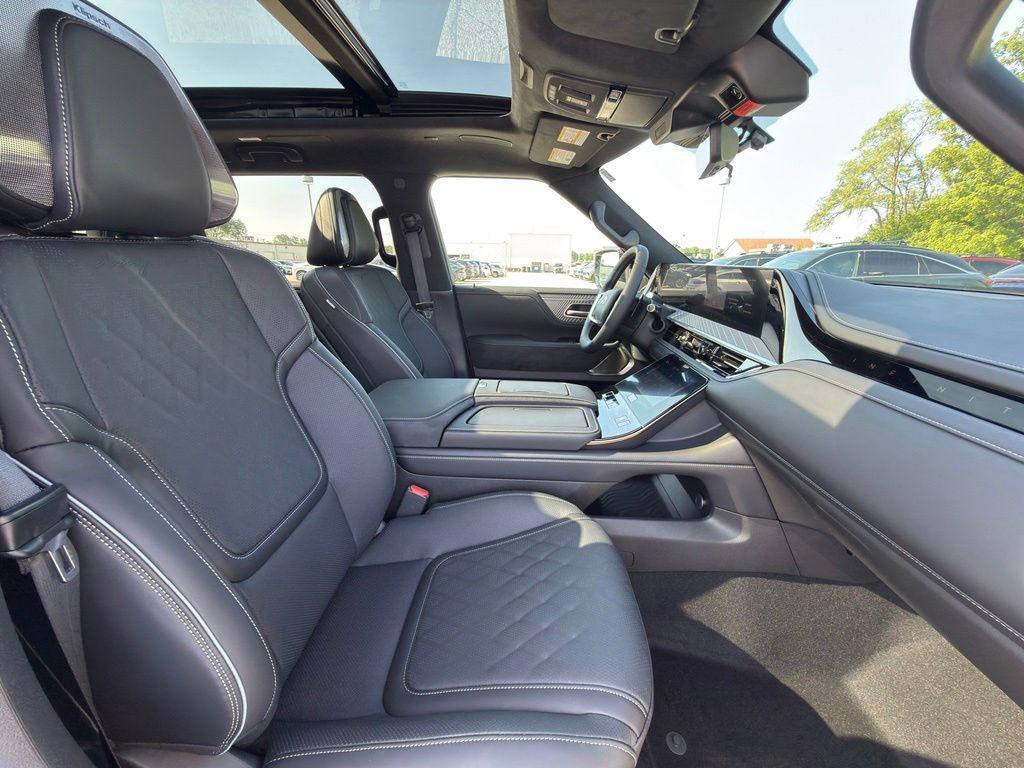 new 2026 INFINITI QX80 car, priced at $99,770