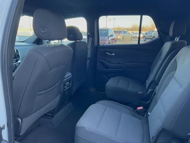 used 2022 Chevrolet Traverse car, priced at $28,898
