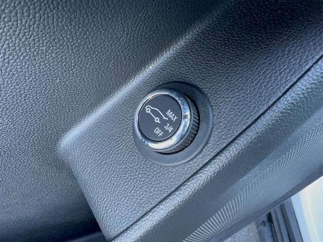 used 2022 Chevrolet Traverse car, priced at $28,898