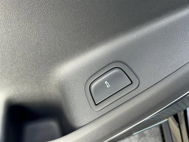 new 2026 Chevrolet Traverse car, priced at $58,645