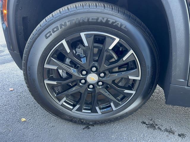 new 2026 Chevrolet Traverse car, priced at $44,981