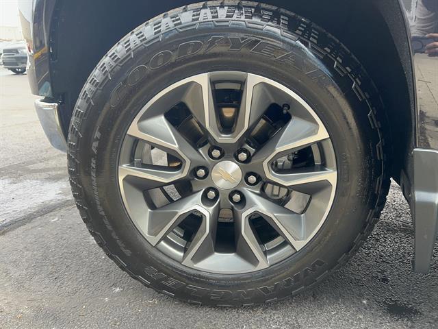 used 2022 Chevrolet Silverado 1500 car, priced at $39,998