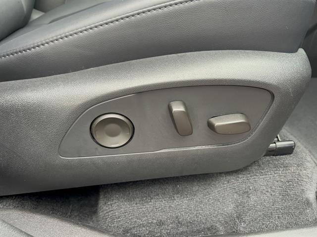 used 2024 GMC Acadia car, priced at $36,998