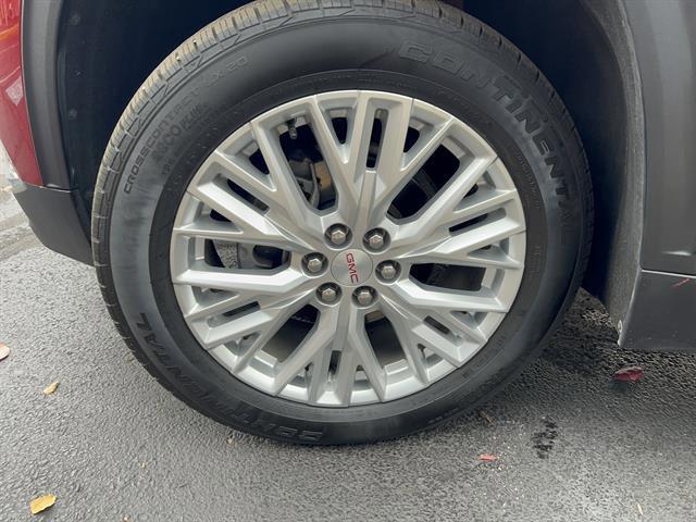 used 2024 GMC Acadia car, priced at $36,998