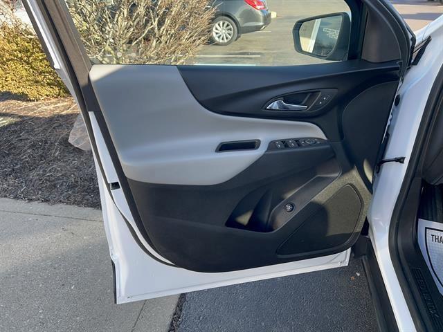 used 2024 Chevrolet Equinox car, priced at $22,498