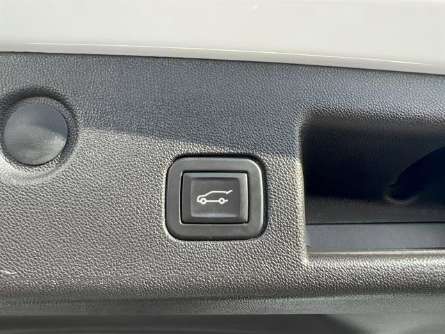 used 2024 Chevrolet Equinox car, priced at $22,498