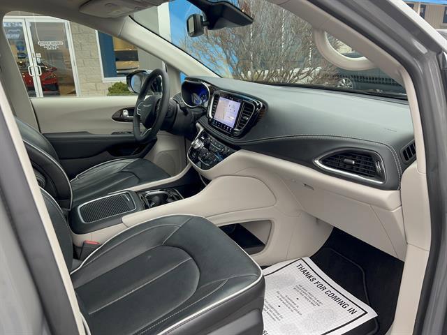 used 2023 Chrysler Pacifica car, priced at $29,998