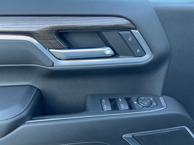 used 2022 Chevrolet Silverado 1500 car, priced at $35,698