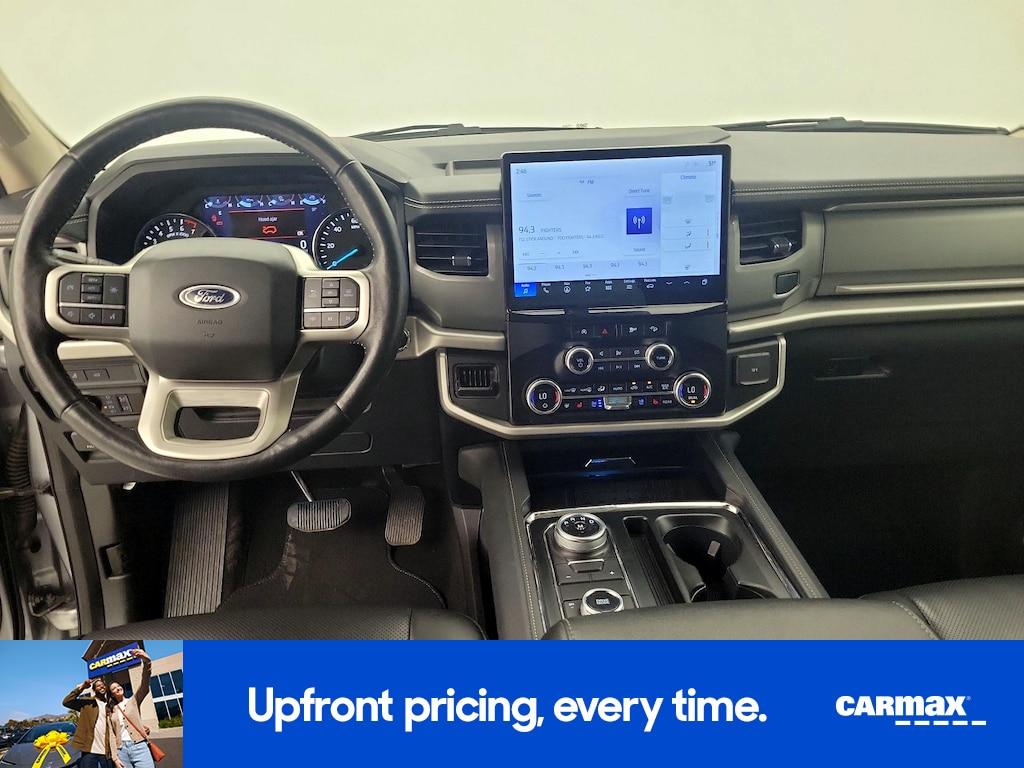 used 2024 Ford Expedition car, priced at $38,998