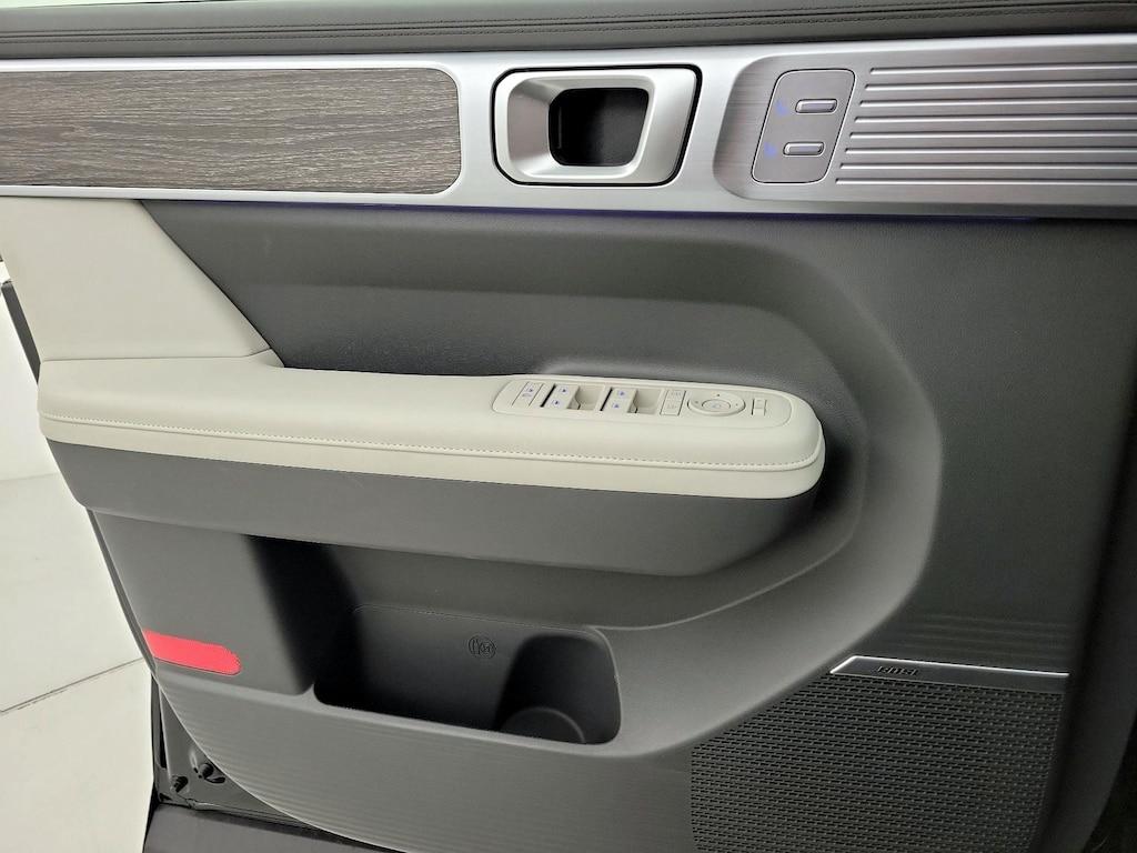 used 2024 Hyundai Santa Fe car, priced at $37,998