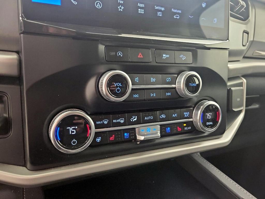 used 2024 Ford Expedition car, priced at $41,998