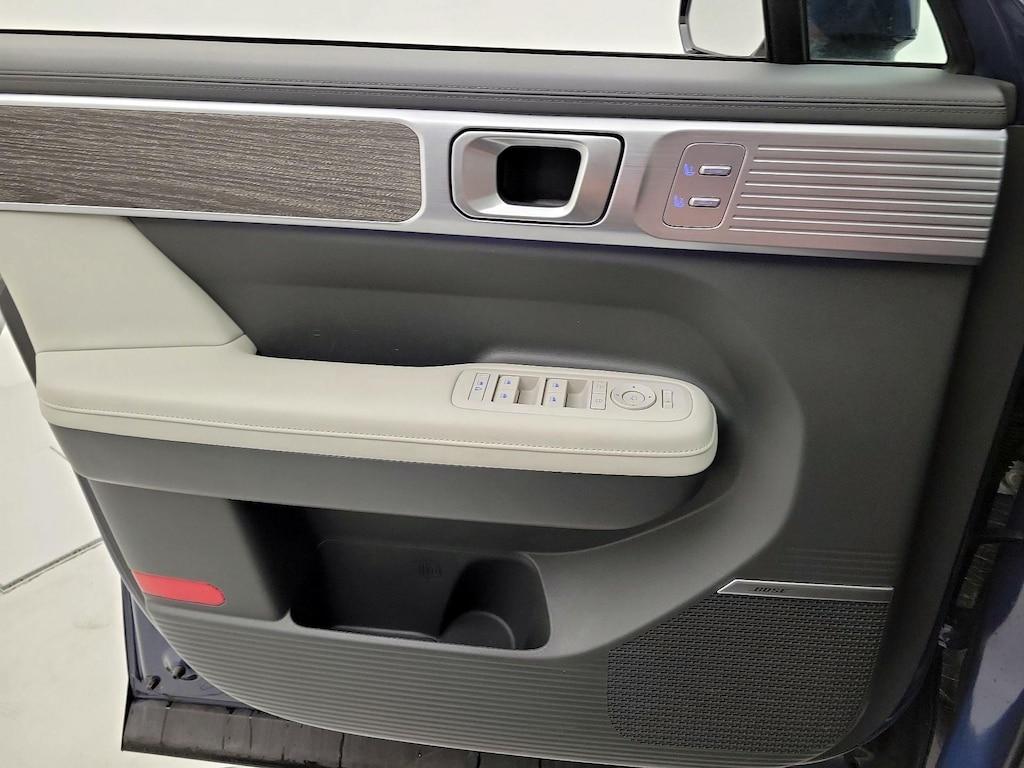 used 2025 Hyundai Santa Fe car, priced at $39,998