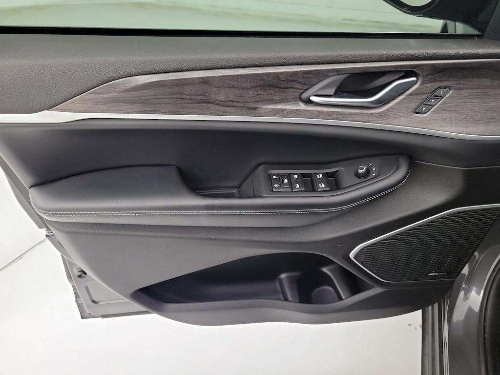 used 2022 Jeep Grand Cherokee L car, priced at $32,998