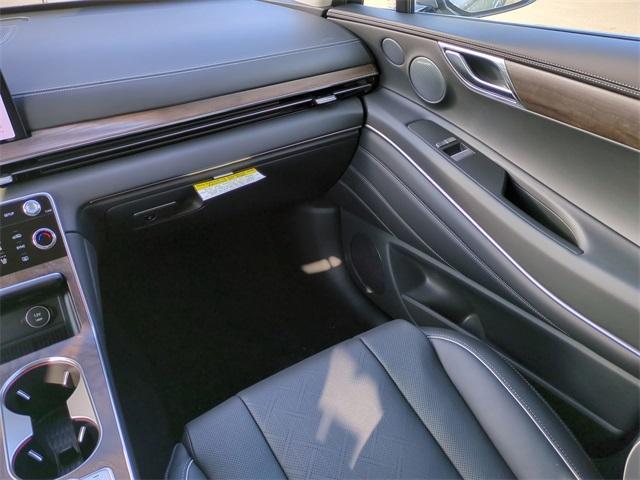 new 2025 Genesis GV80 car, priced at $73,801