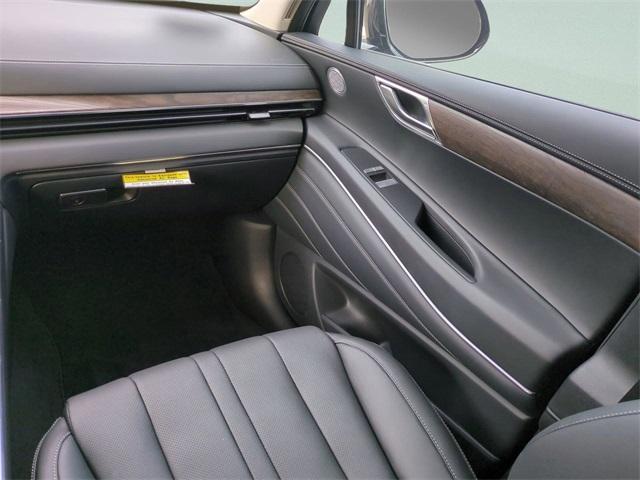 used 2025 Genesis GV80 car, priced at $52,490