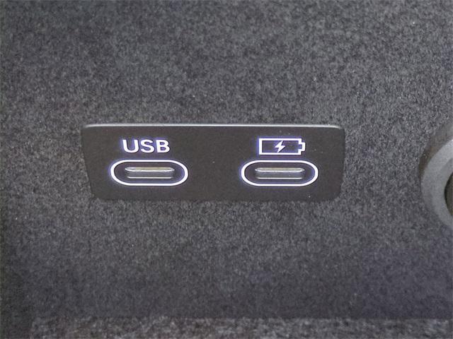 new 2026 Genesis G90 car, priced at $102,410