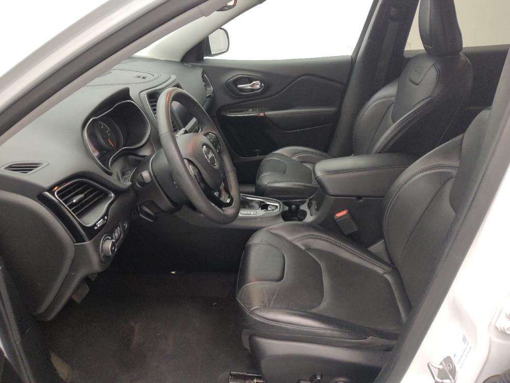 used 2023 Jeep Cherokee car, priced at $22,895