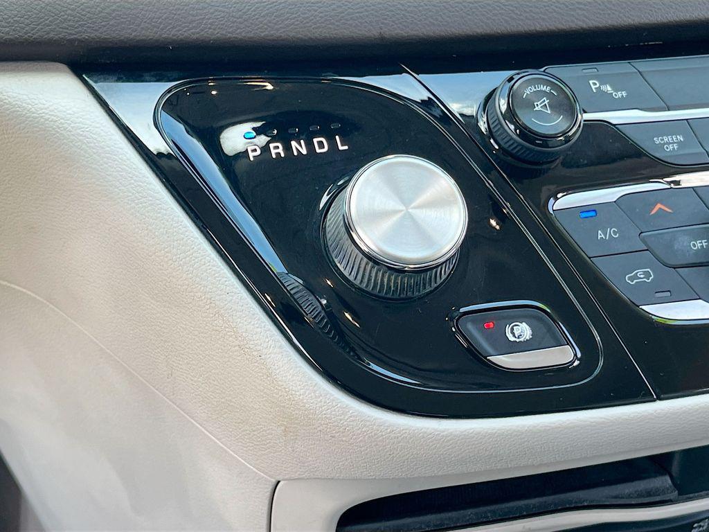 used 2017 Chrysler Pacifica car, priced at $16,713