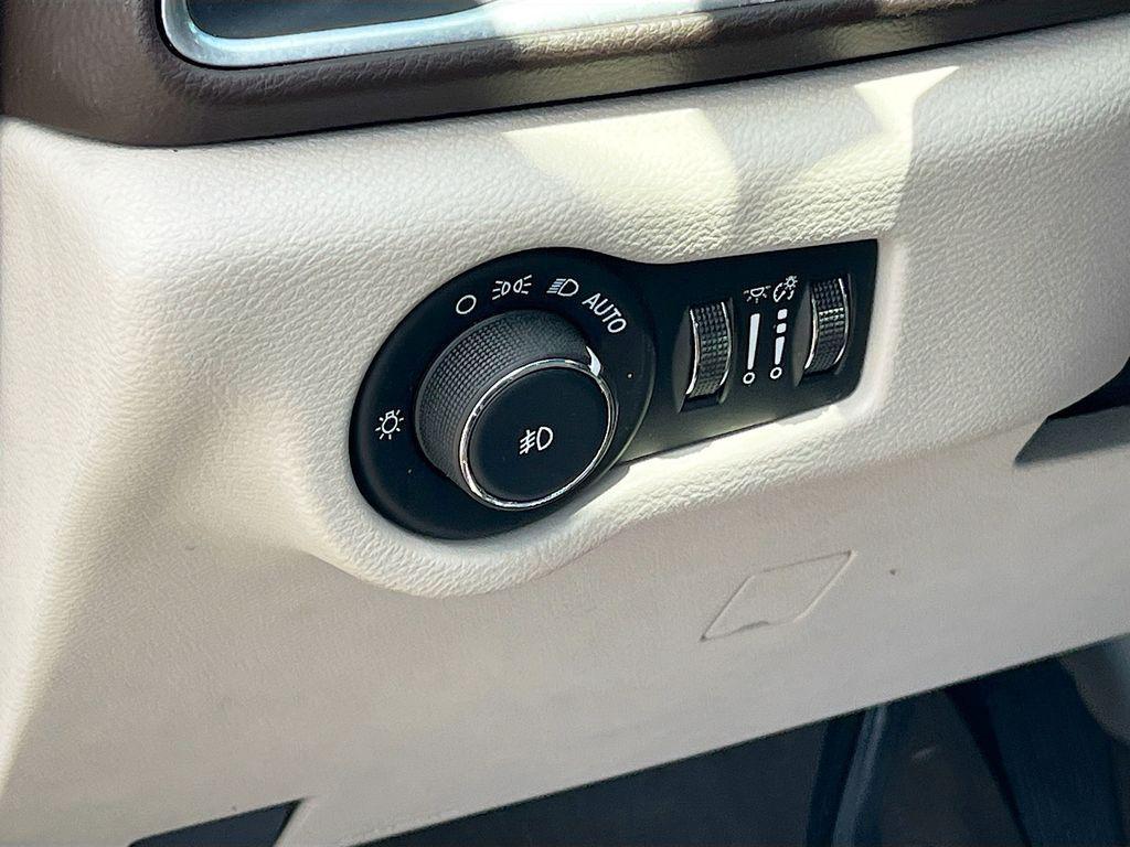 used 2017 Chrysler Pacifica car, priced at $16,713