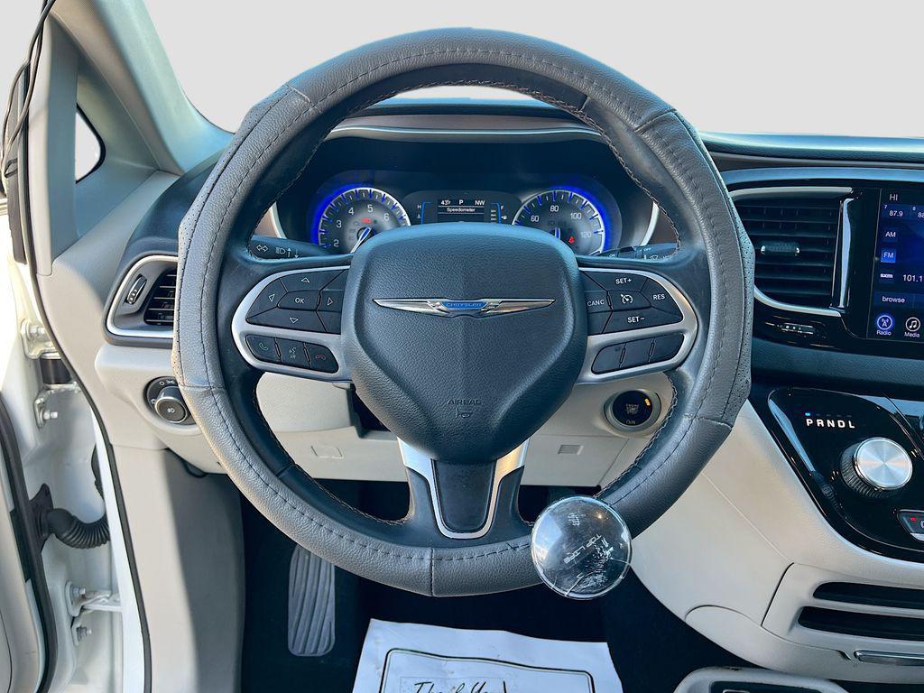 used 2017 Chrysler Pacifica car, priced at $10,661