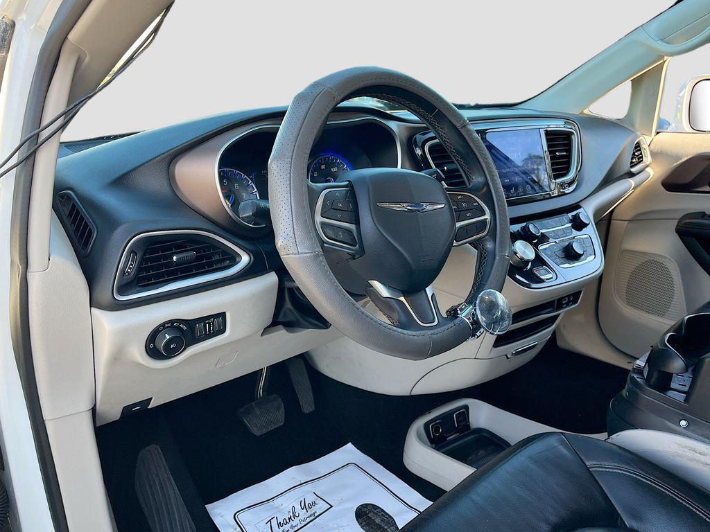 used 2017 Chrysler Pacifica car, priced at $10,661