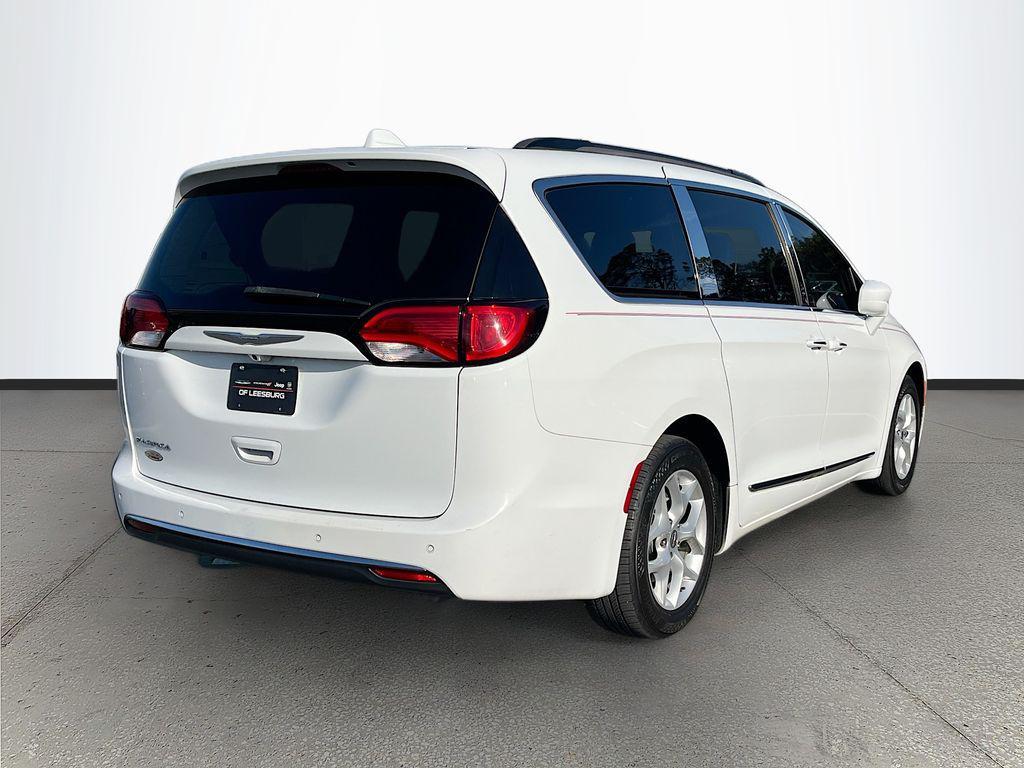 used 2017 Chrysler Pacifica car, priced at $10,661