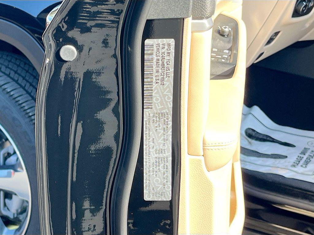 new 2026 Jeep Grand Cherokee car, priced at $43,562